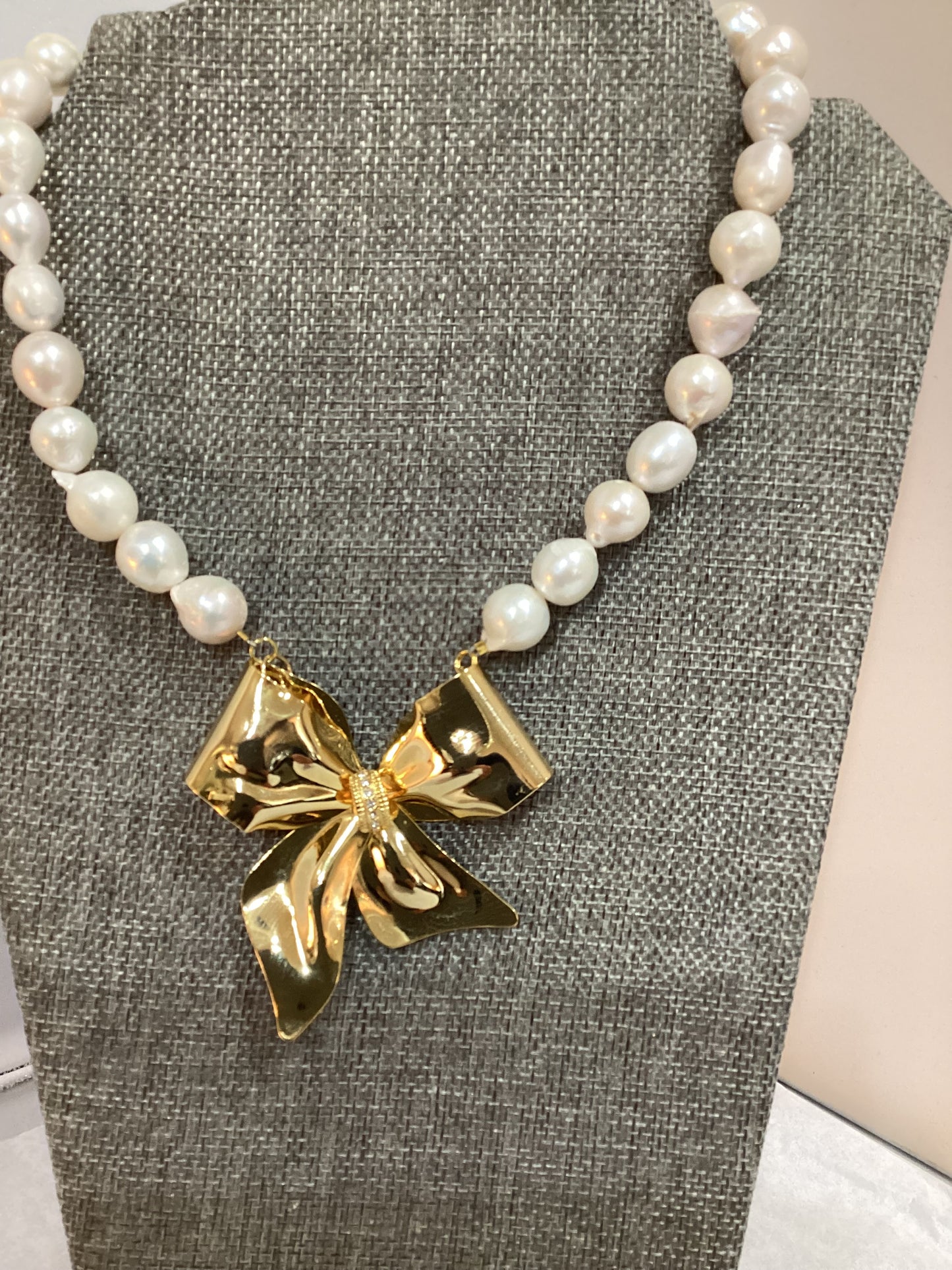 MADE- Bow & Baroque Pearl Necklace