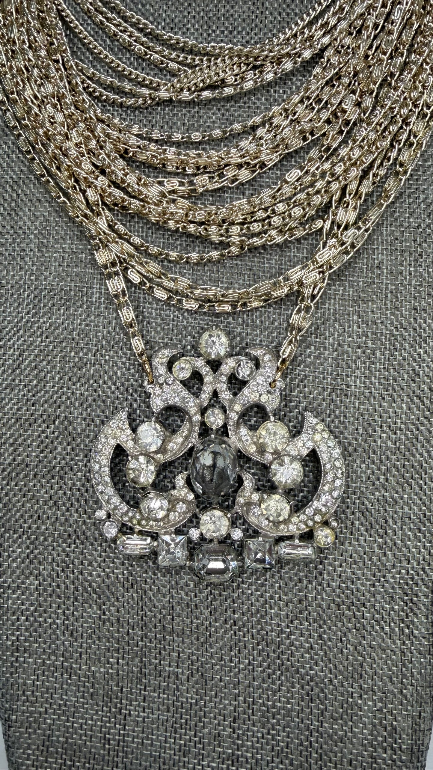 Made eisenburg necklace