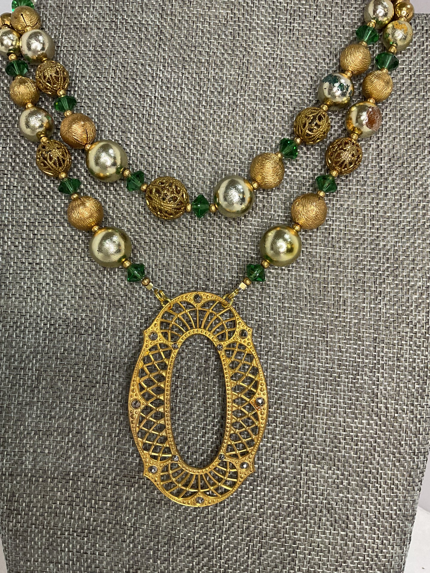 Made 1700s necklace