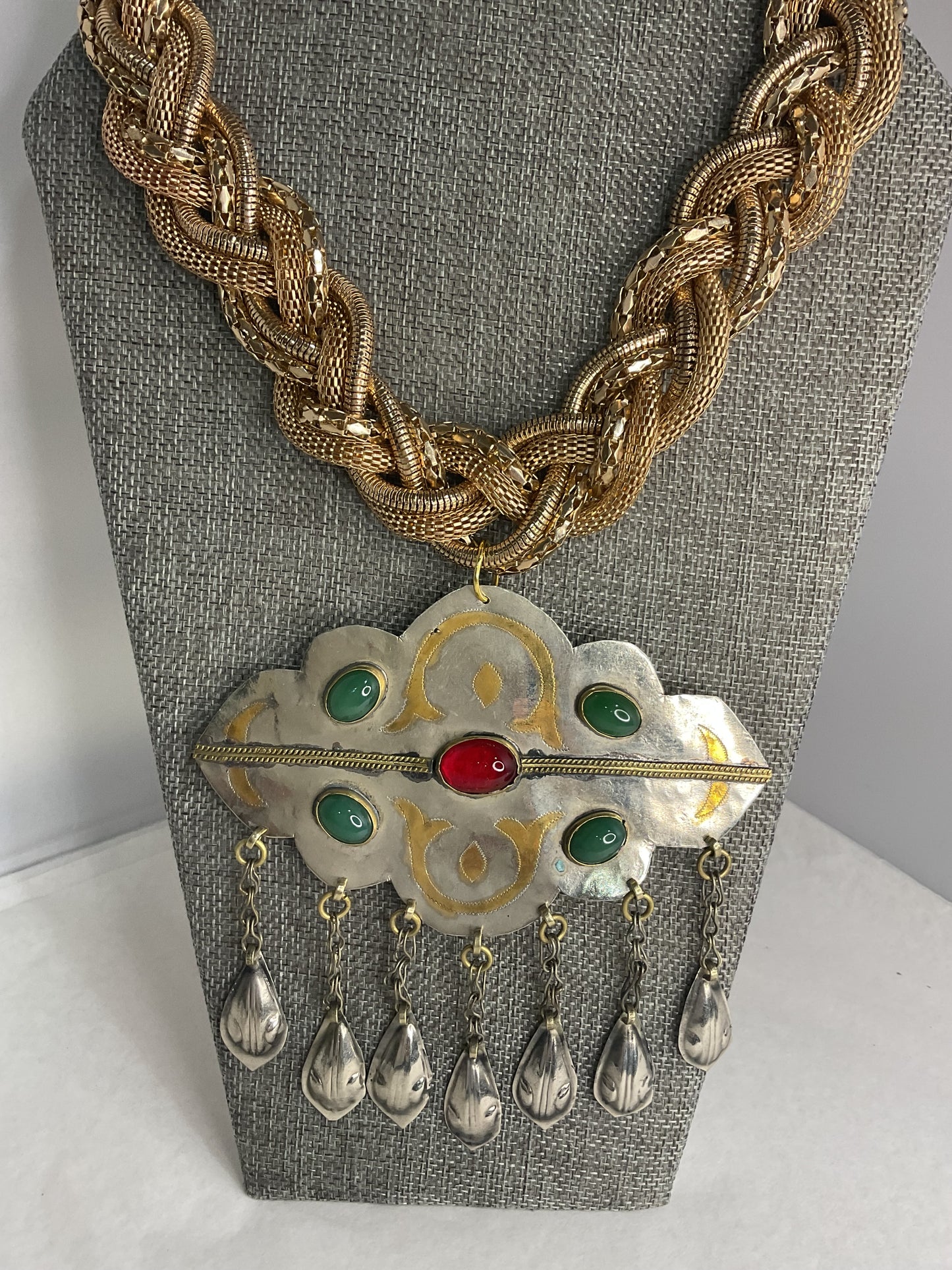 Made Paris necklace