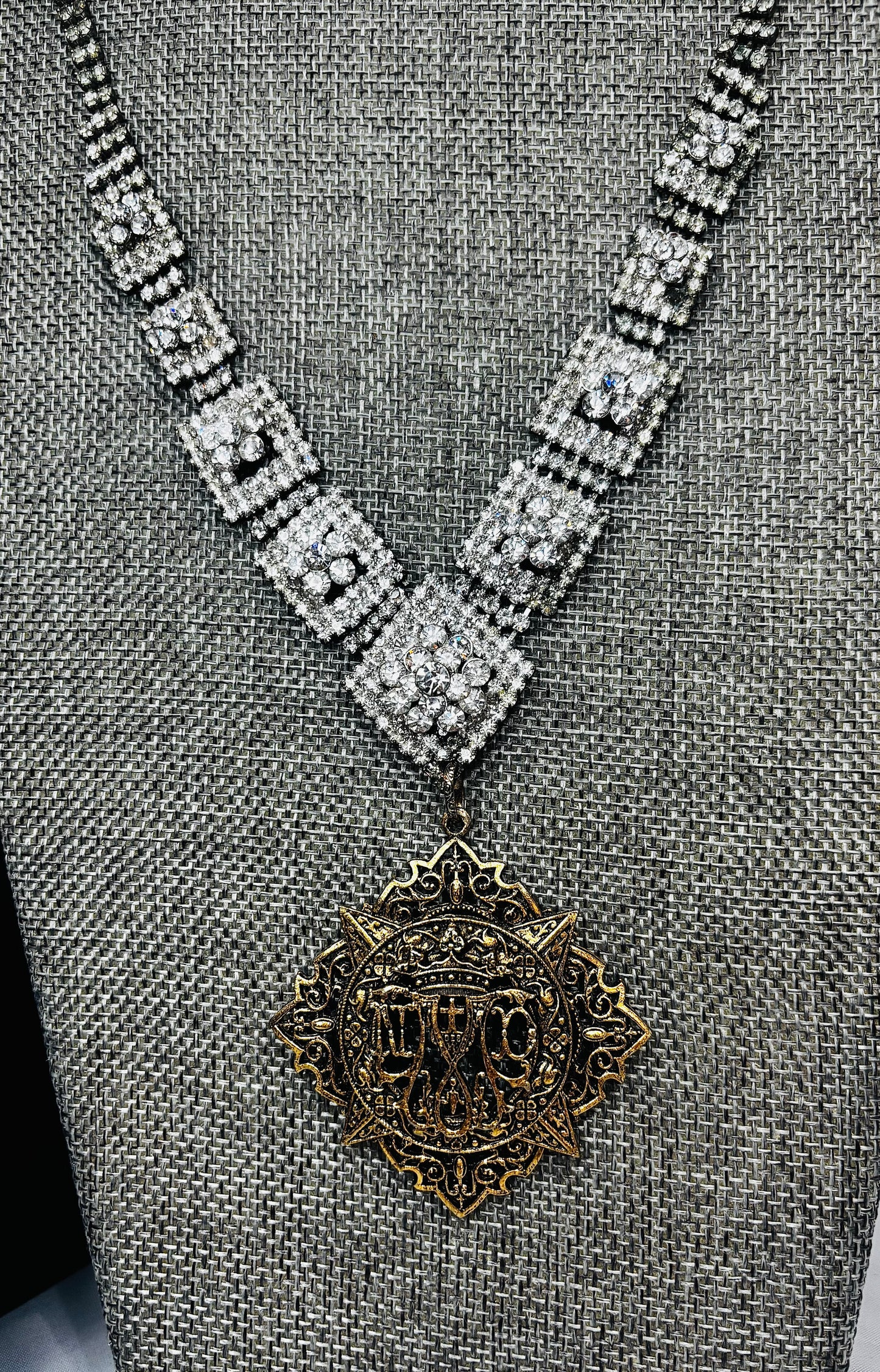 MADE - Pendant with Crystal Necklace