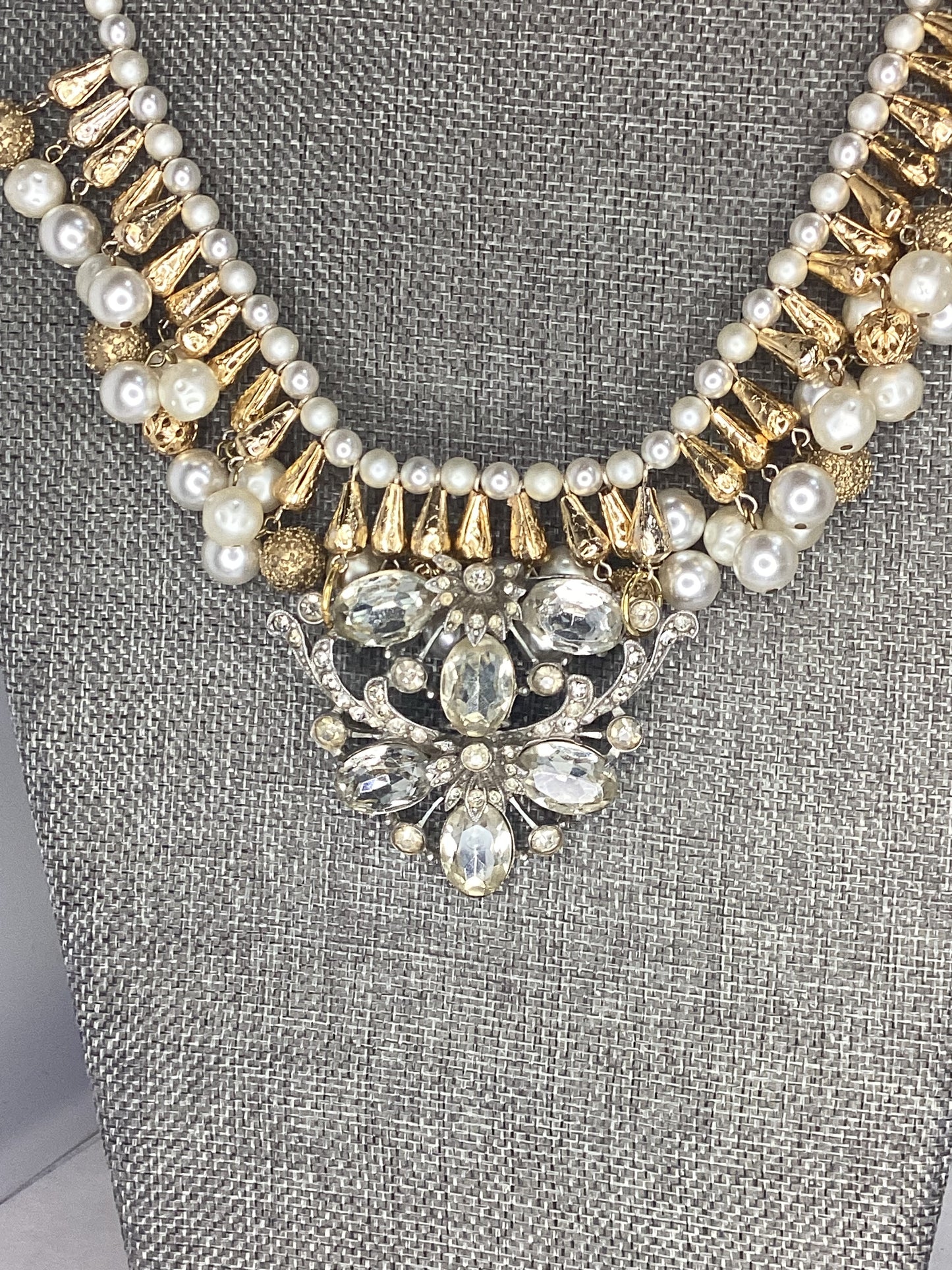 Made Eisenberg clip necklace