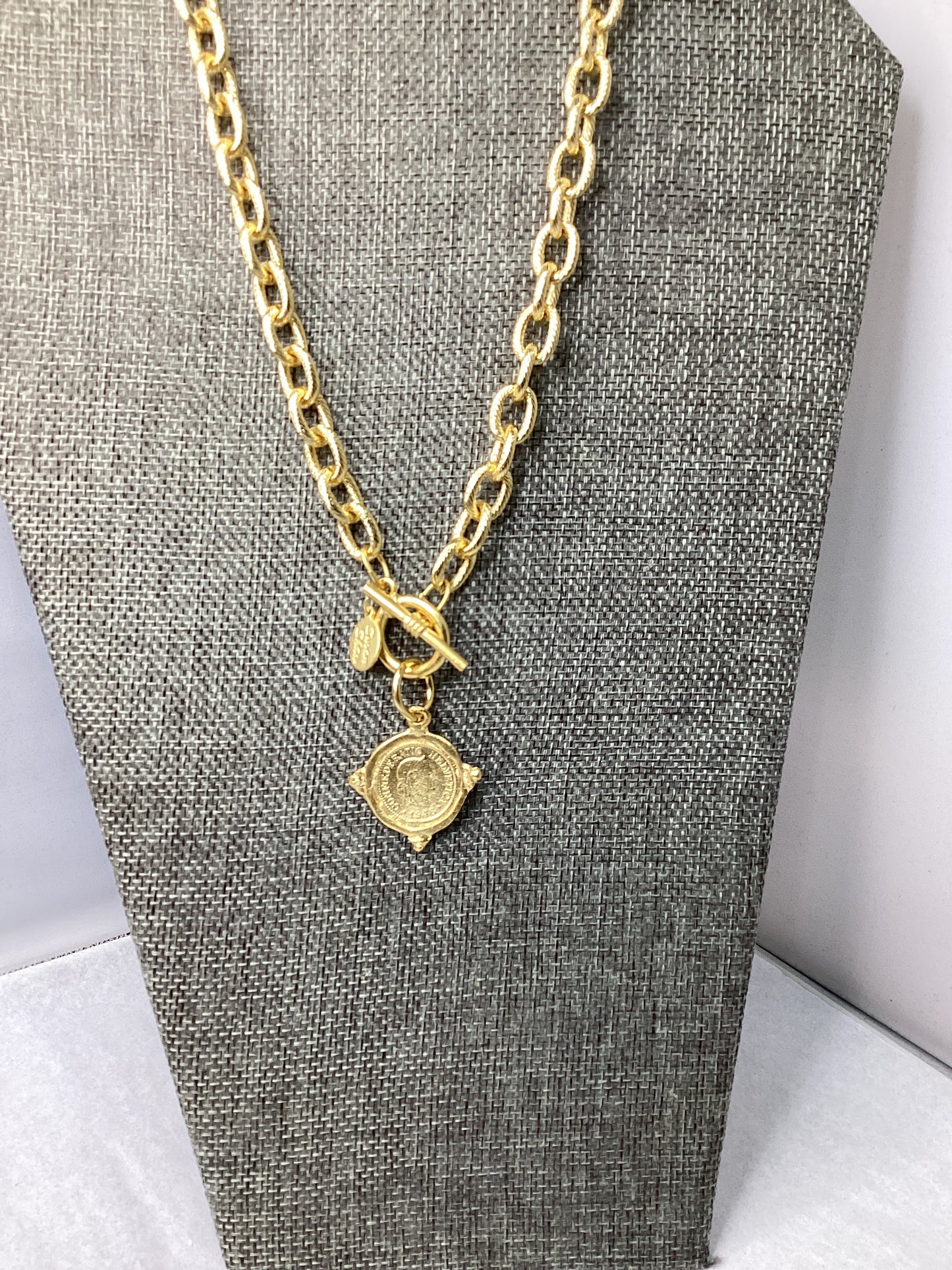 Susan Shaw- Hand Cast Gold Toggle Necklace
