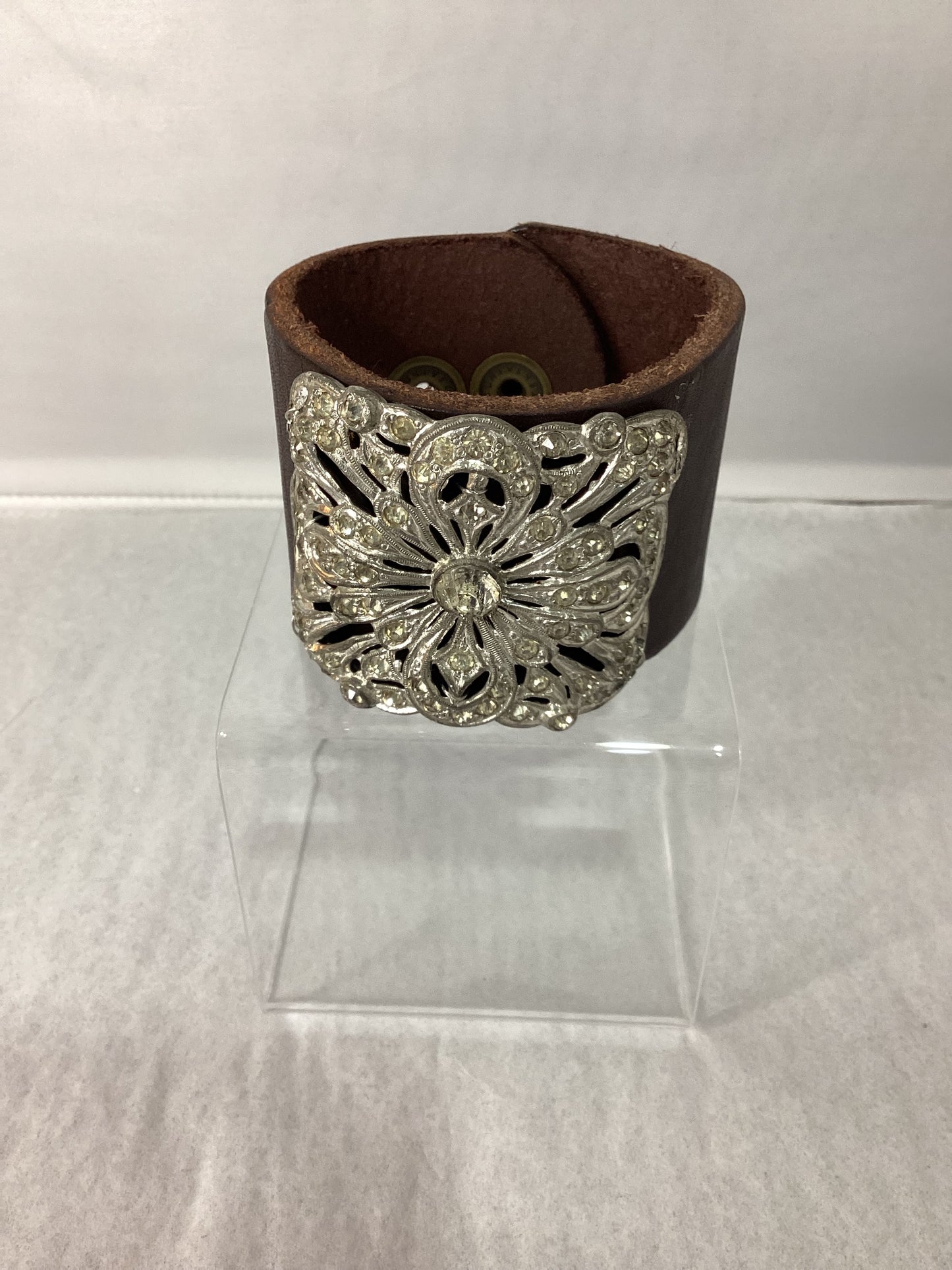 MADE- Shoe Clip Cuff