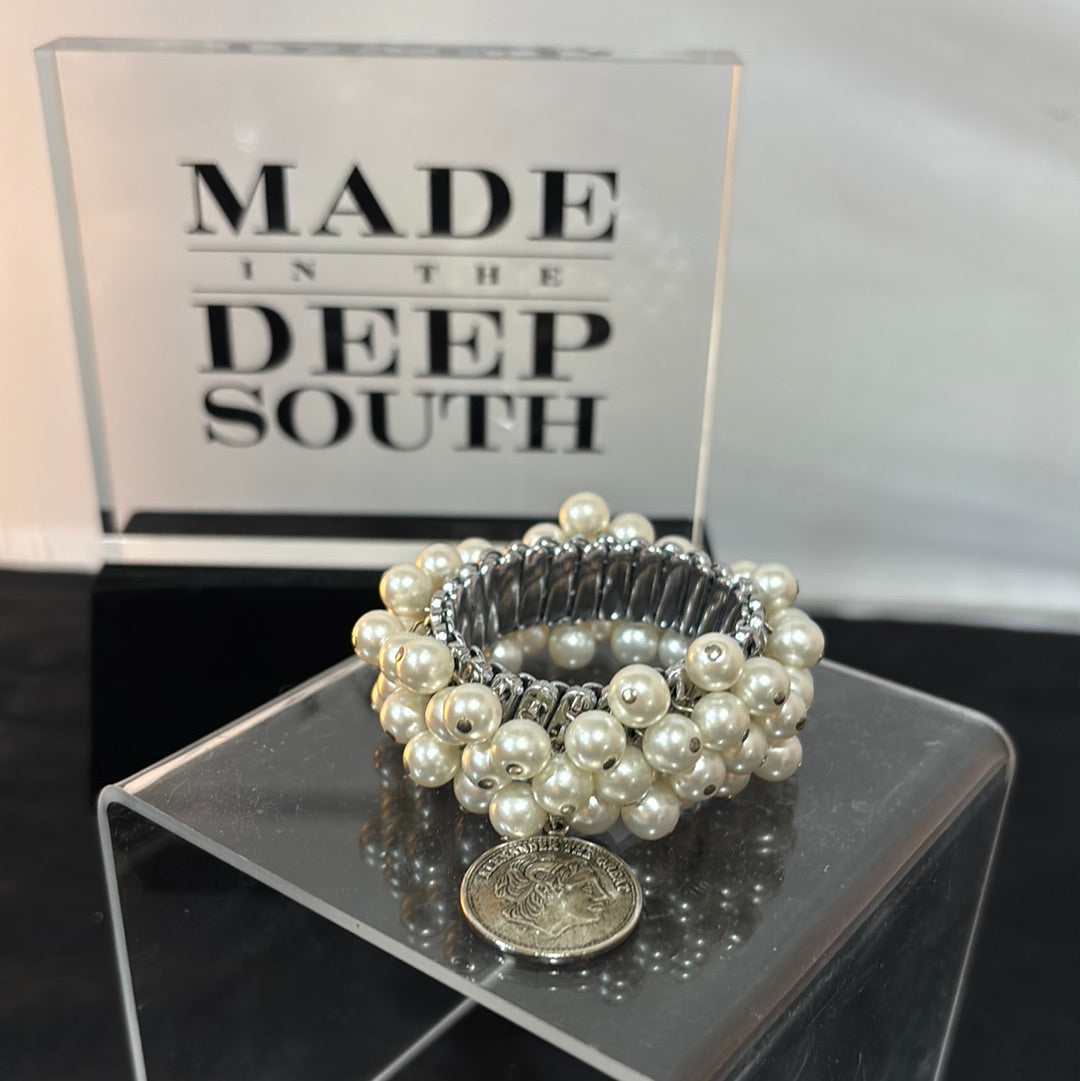 MADE - Pearl Bracelet with coin charm.