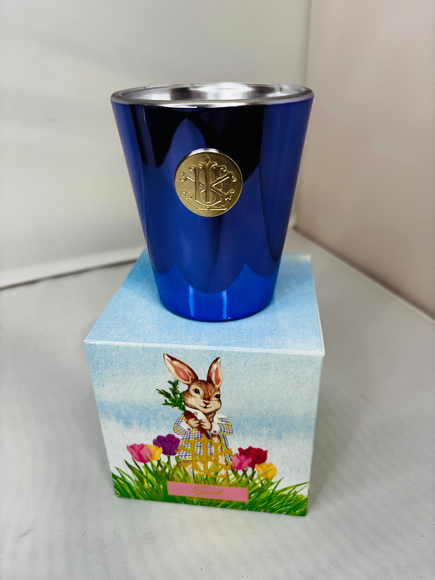 Lux candle
