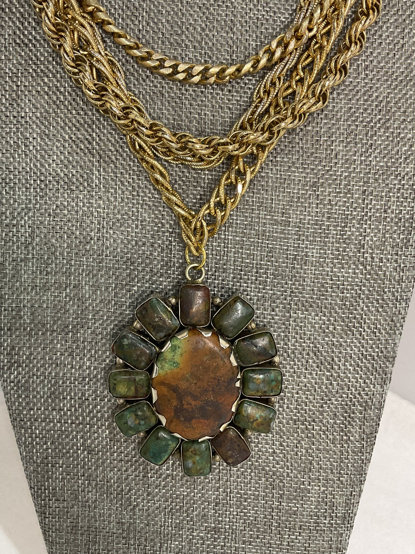 Made 1950s Monet necklace