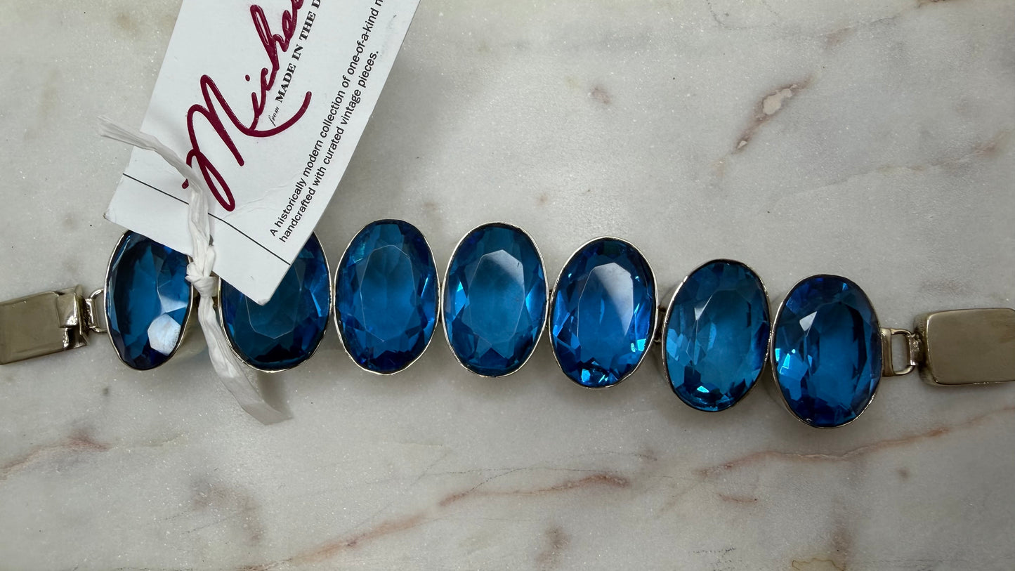 Made big jewel bracelet