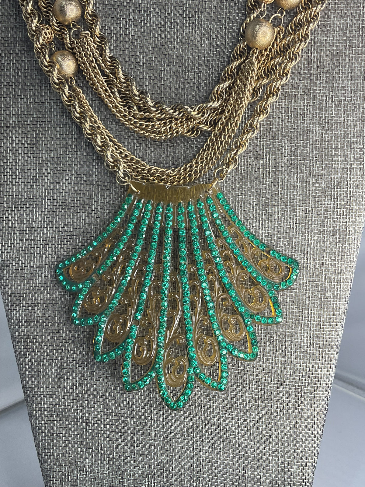 Made tiara necklace