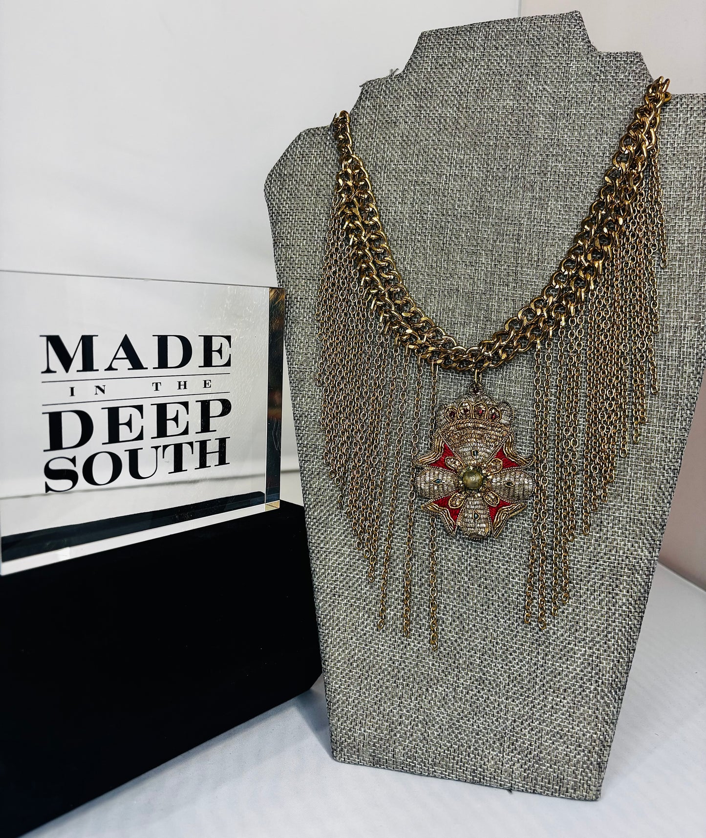 MADE - Fabric Brooch necklace 1800’s