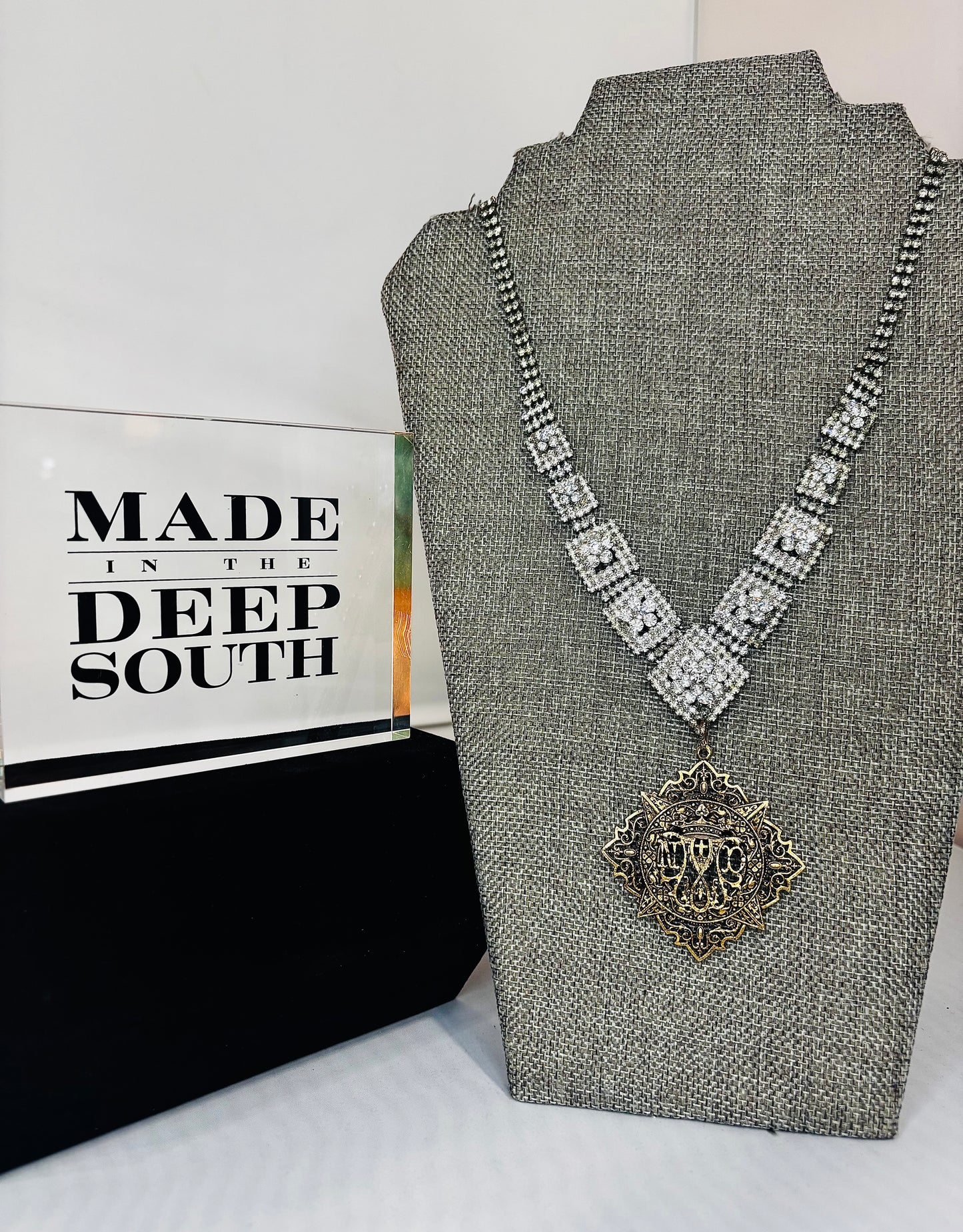 MADE - Pendant with Crystal Necklace