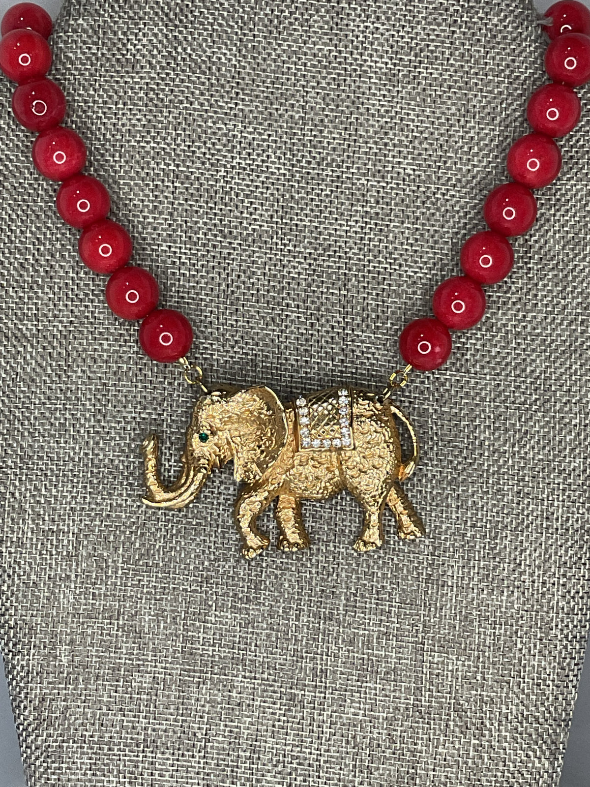Made elephant necklace