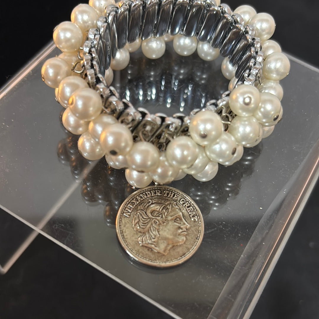 MADE - Pearl Bracelet with coin charm.