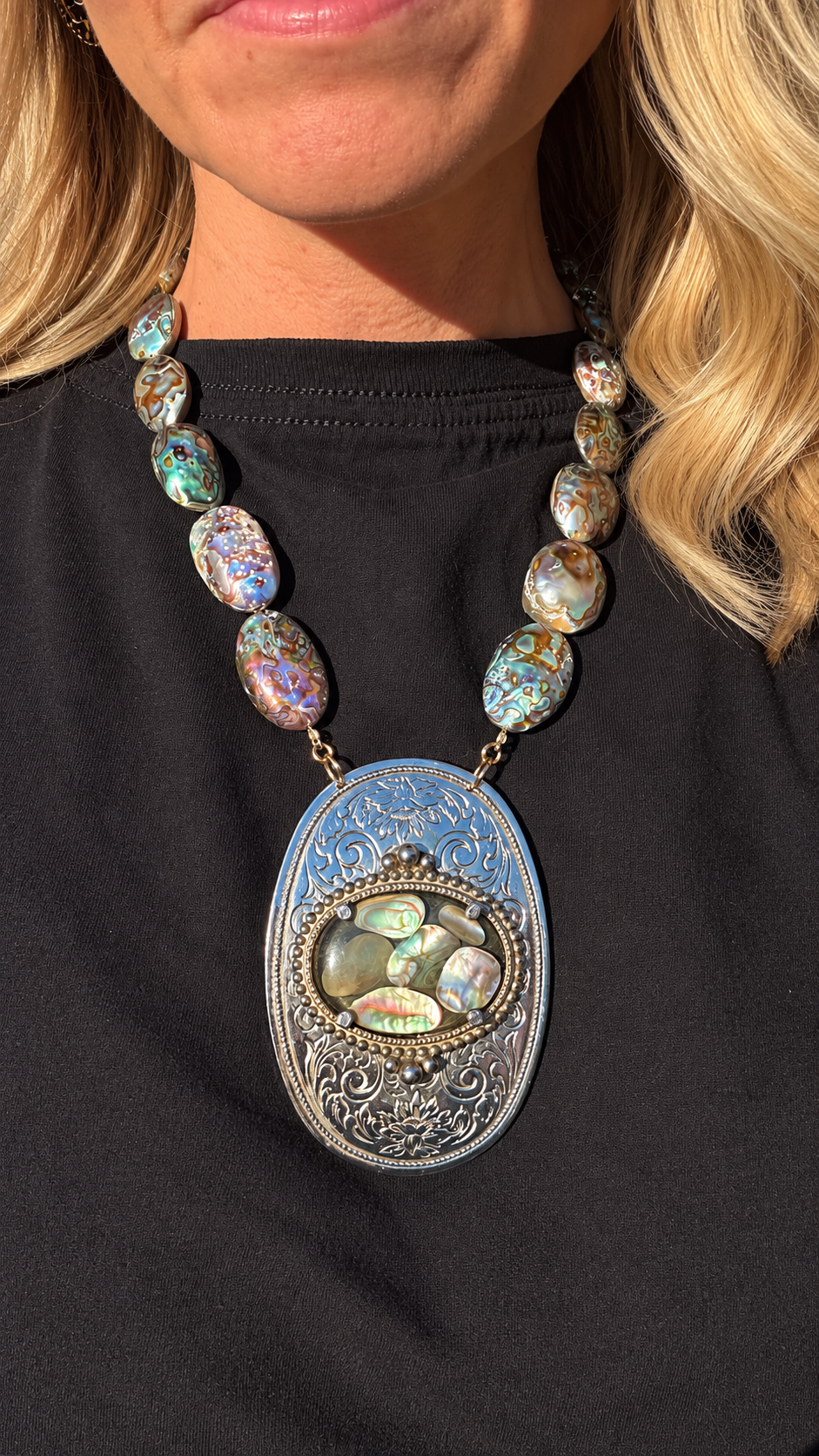 1970s buckle Abalone necklace