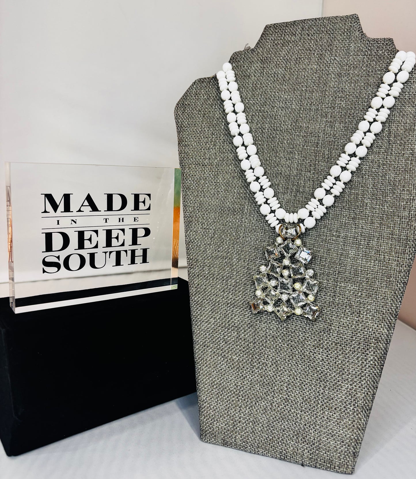 MADE- White beaded necklace with Rhinestone Clip