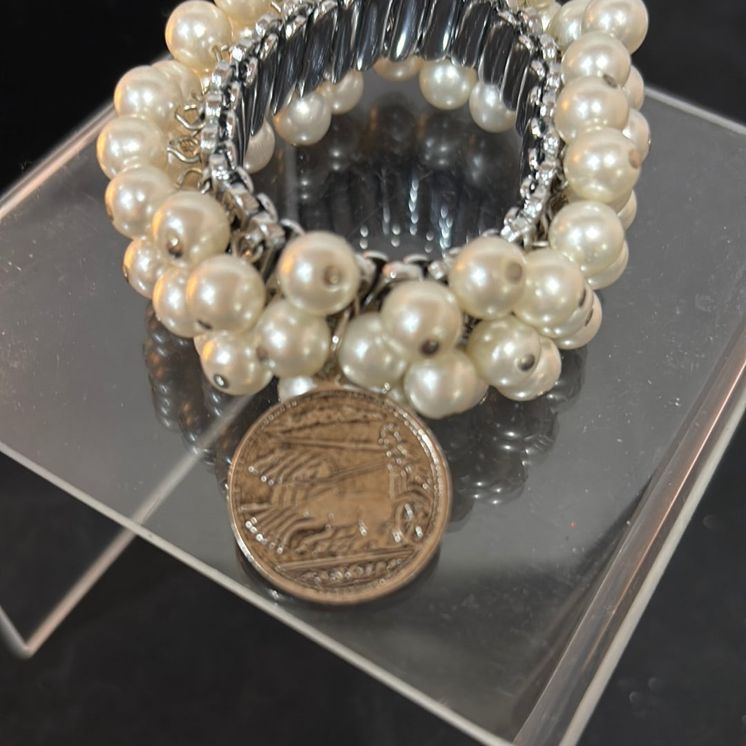 MADE - Pearl Bracelet with coin charm.