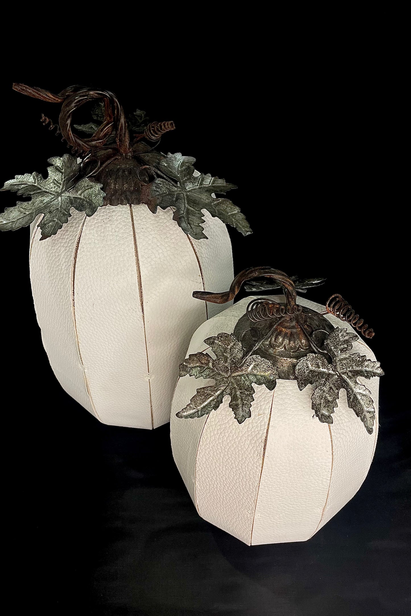 Set of 2 White Leather Pumpkins