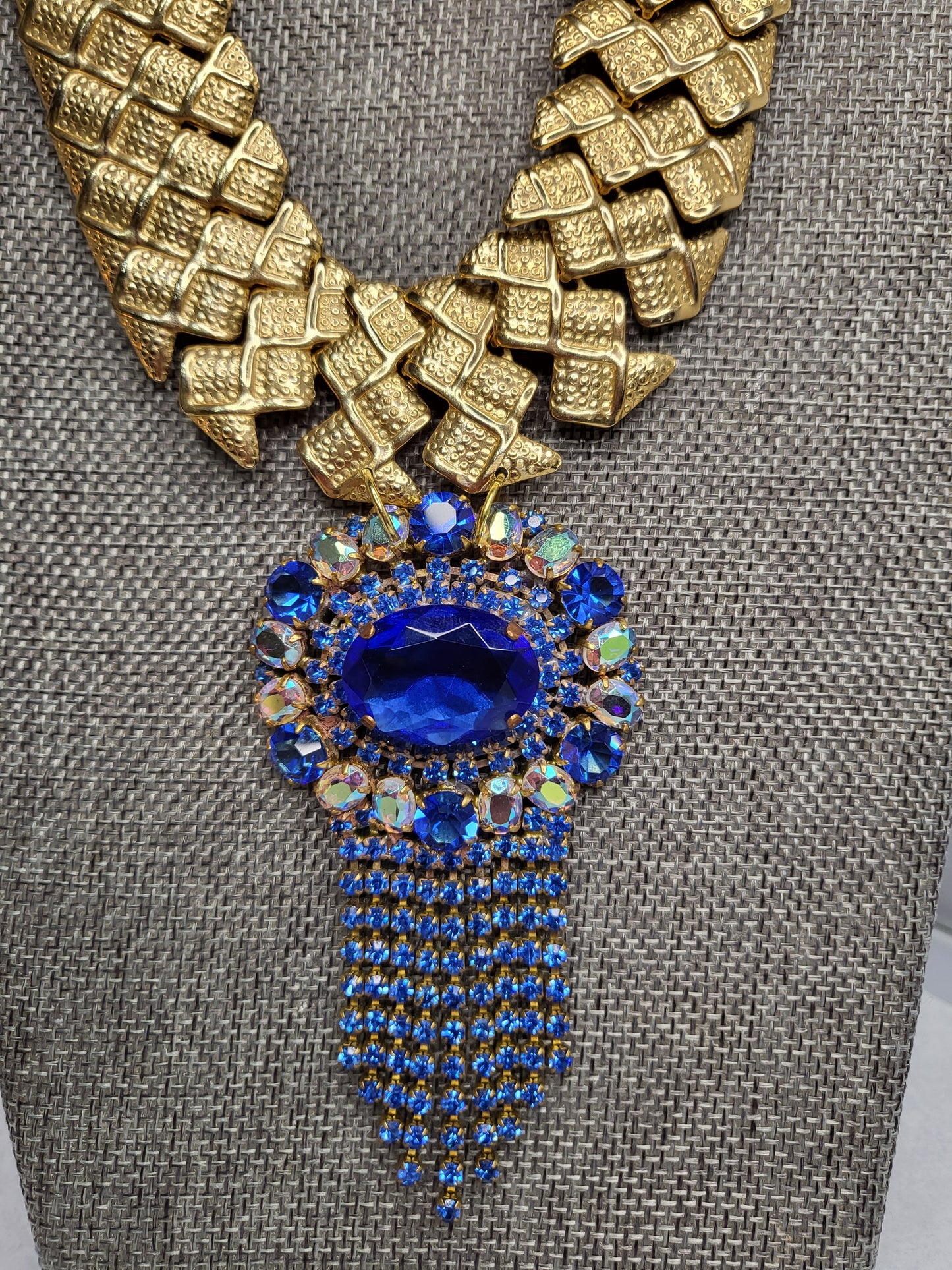 MADE-Stunning Blue & White Crystal Necklace