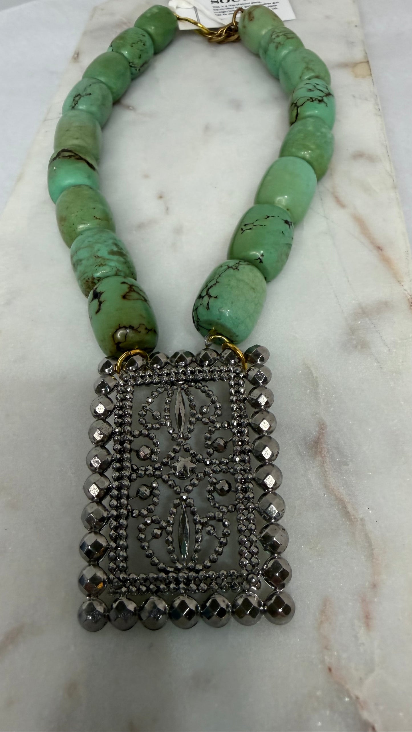 Made shoe clip green necklace