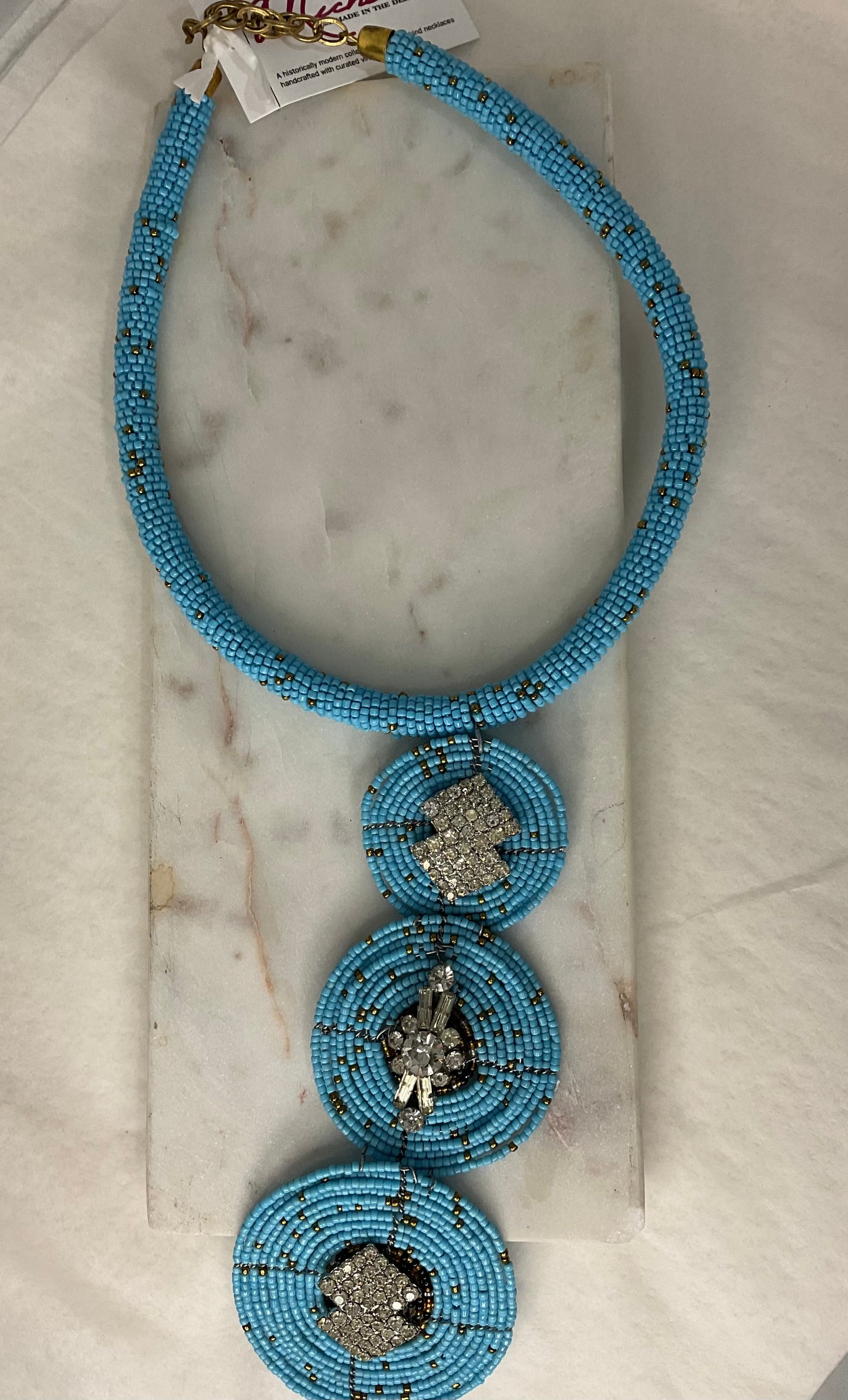 Made blue pendant necklace