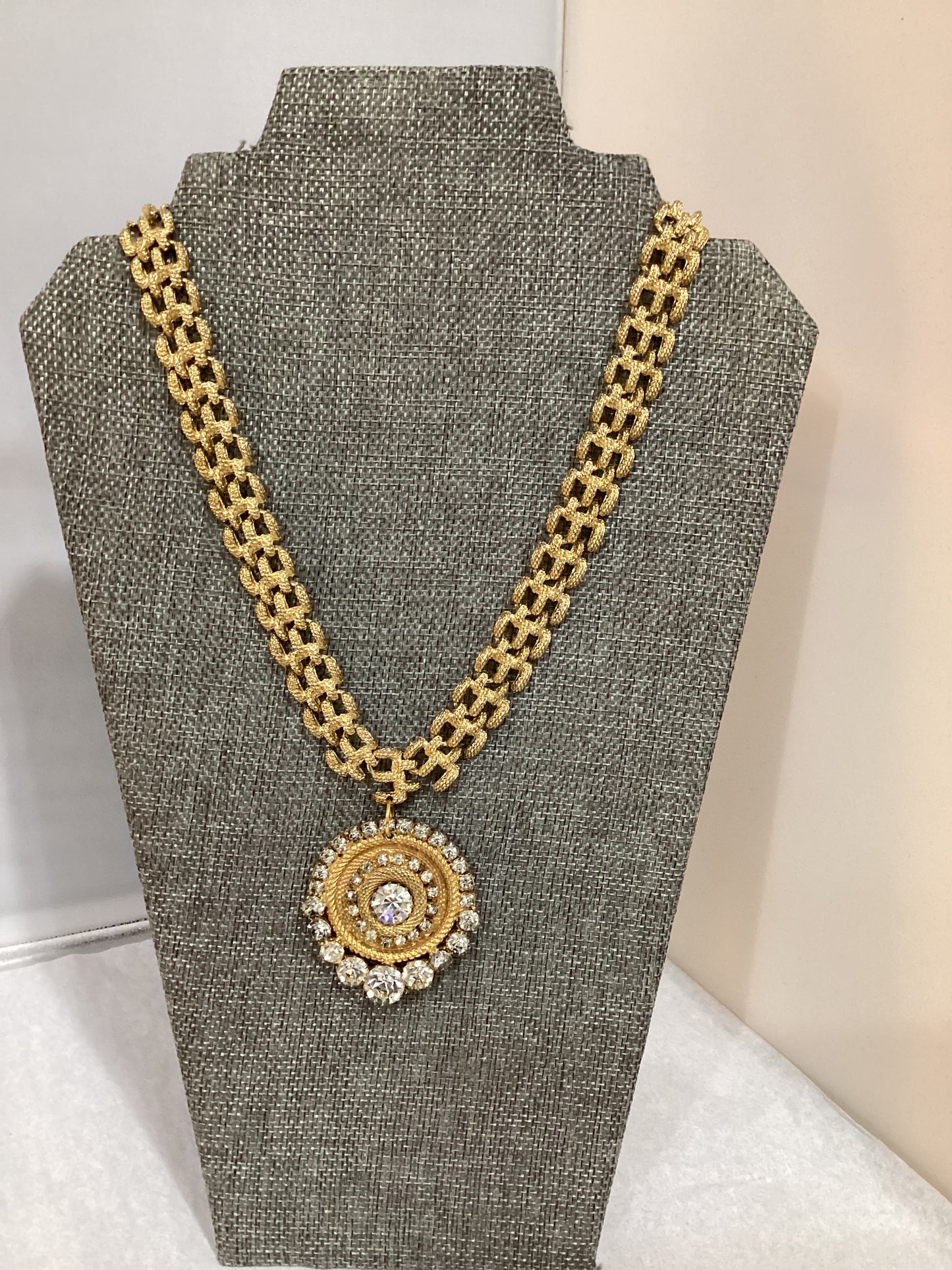 MADE- Brooch Necklace