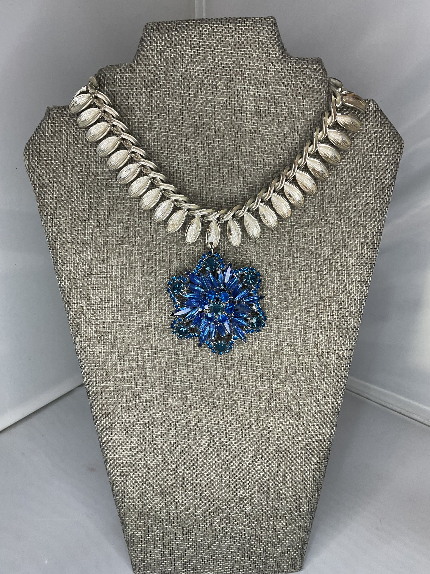 Made Juliana brooch  necklace