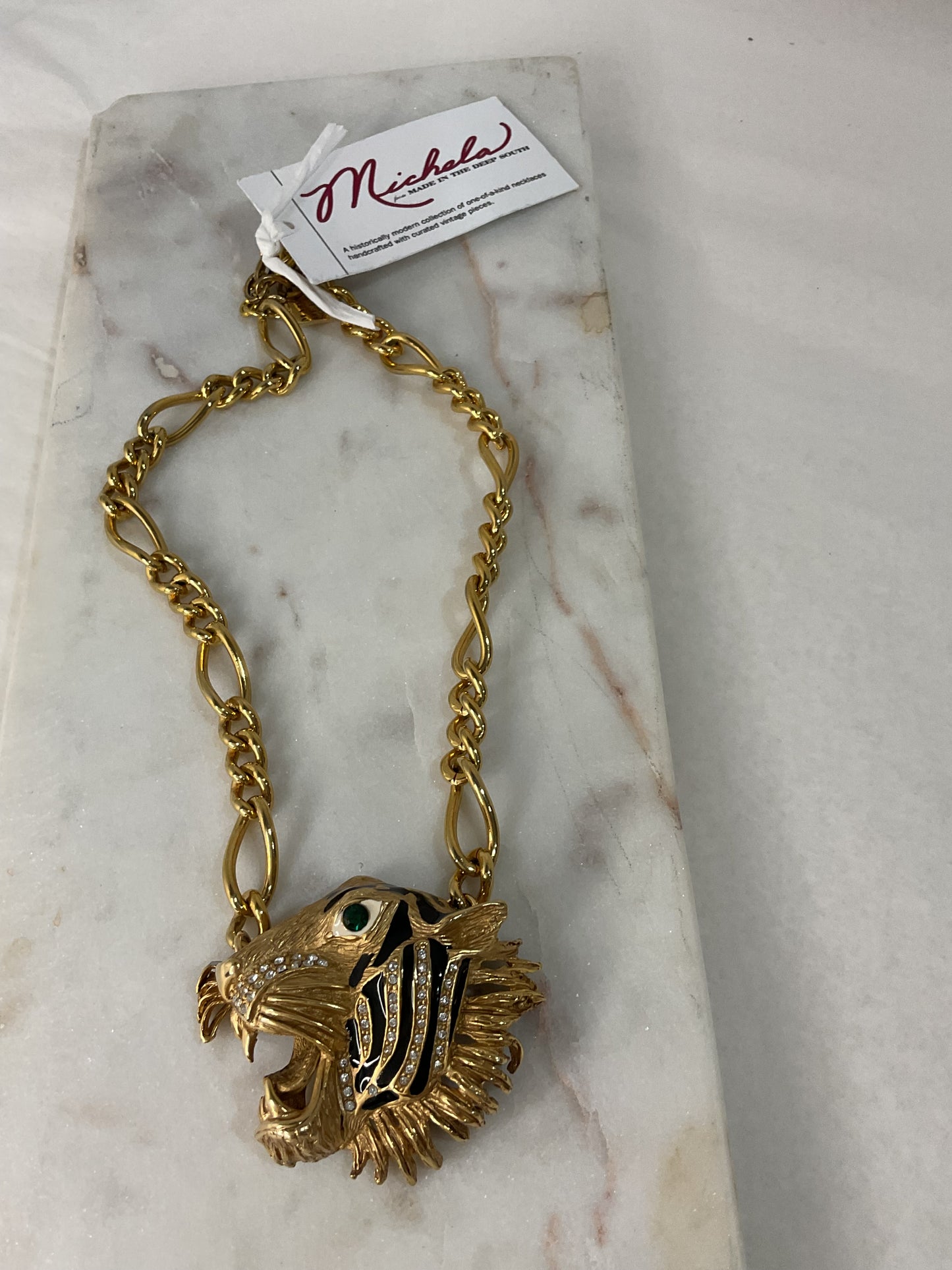 Made Erwin Pearl necklace