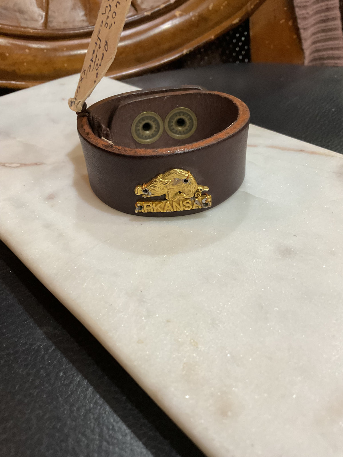 Made razorback cuff