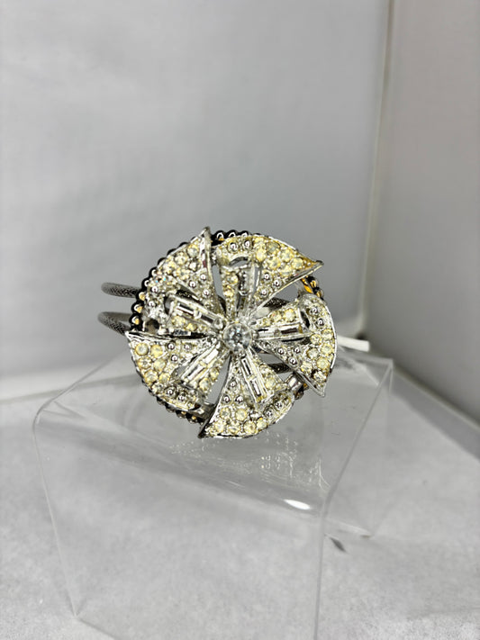 MADE- Hinged Bracelet
