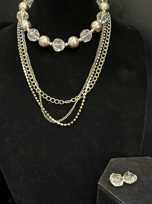 Fashion Necklace with Earrings Set