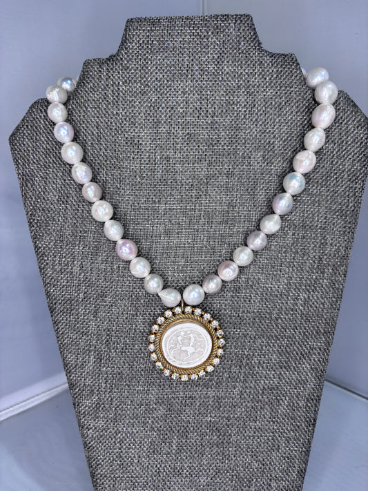 MADE-Baroque Pearl Necklace