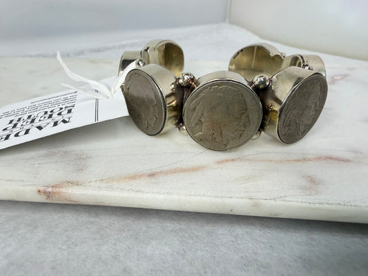 Made nickel cuff