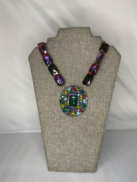 Made 1950s brooch necklace
