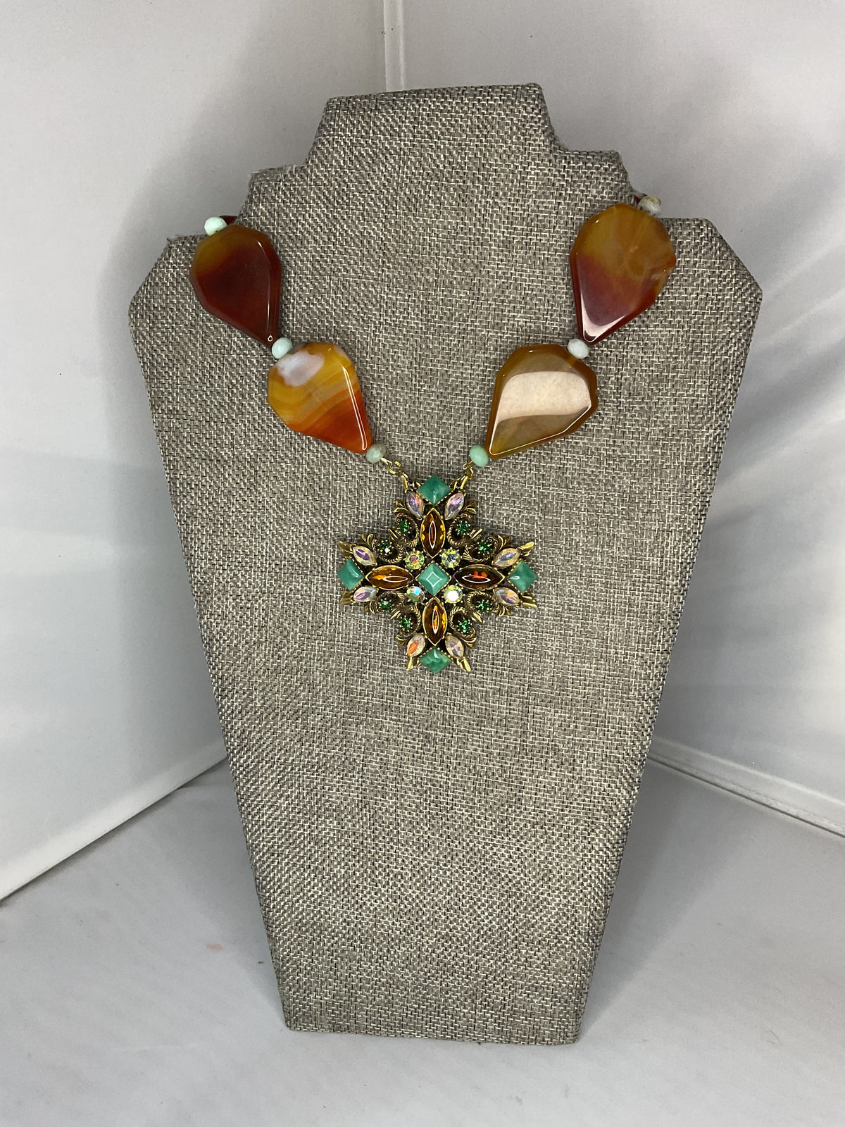 Made florenza necklace