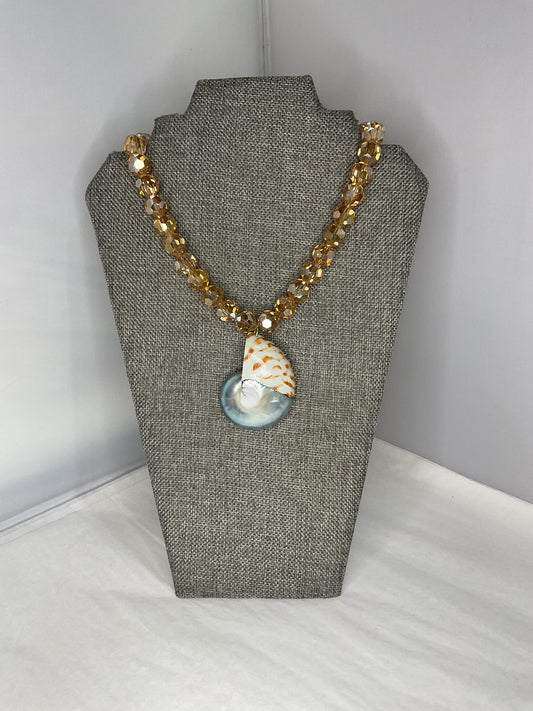 Made Shell necklace