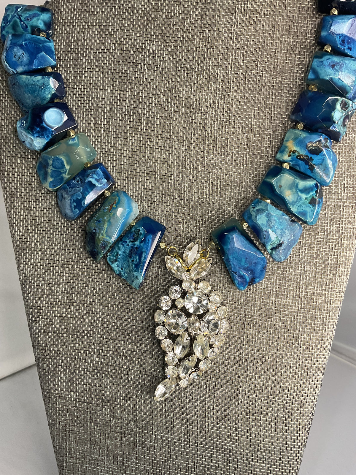 Made 1950s necklace