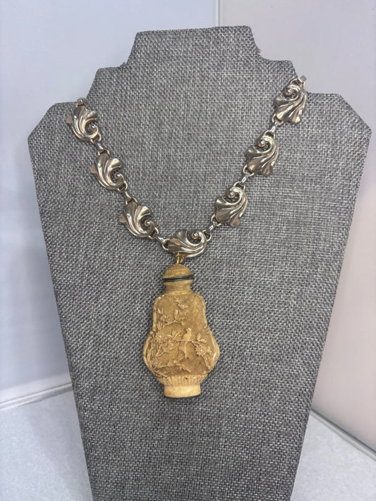MADE-1940's Snuff Necklace