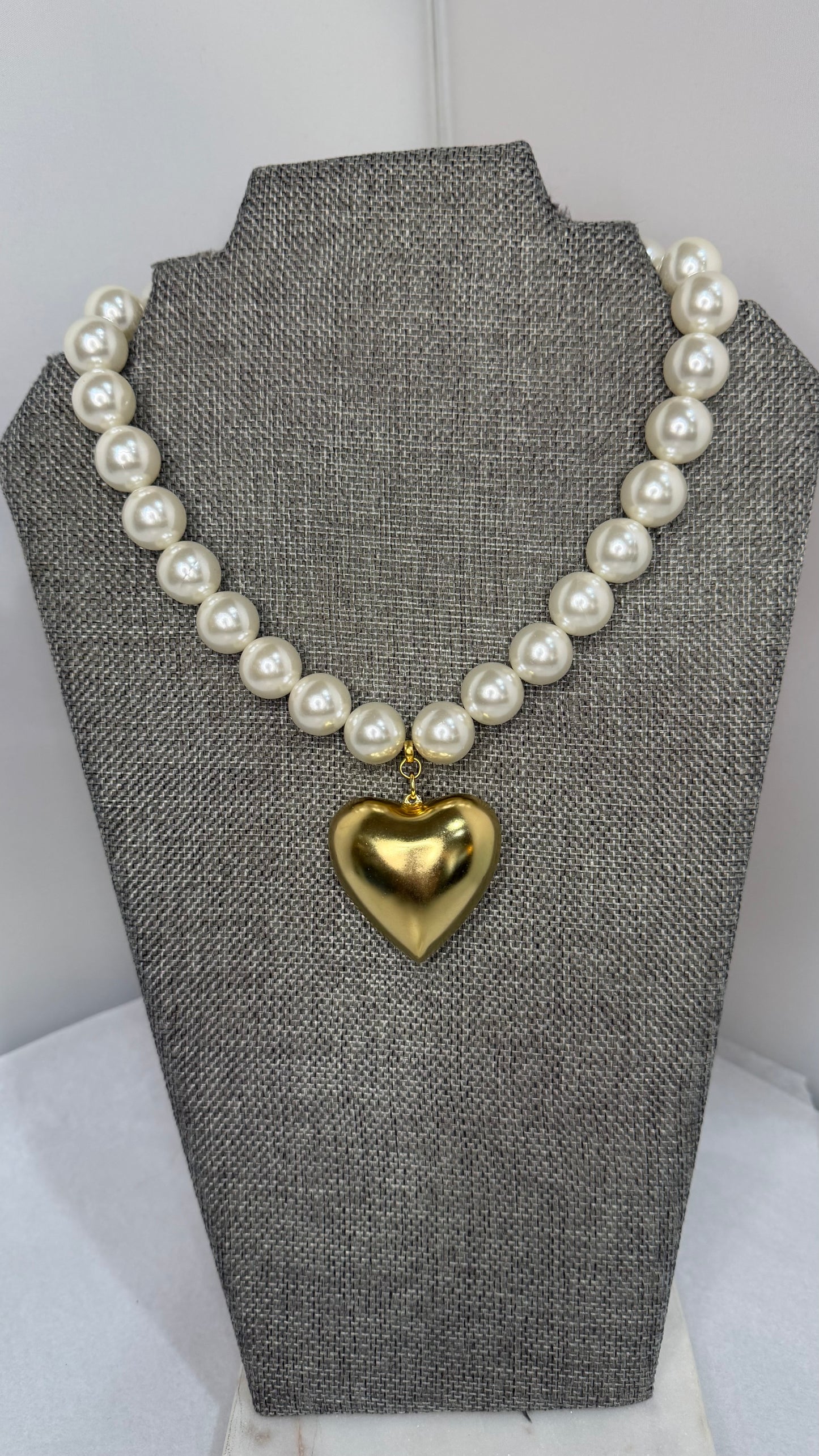 Yochi Pearl heart necklace