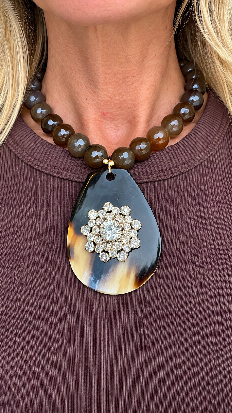 Made 1960s horn pendant necklace