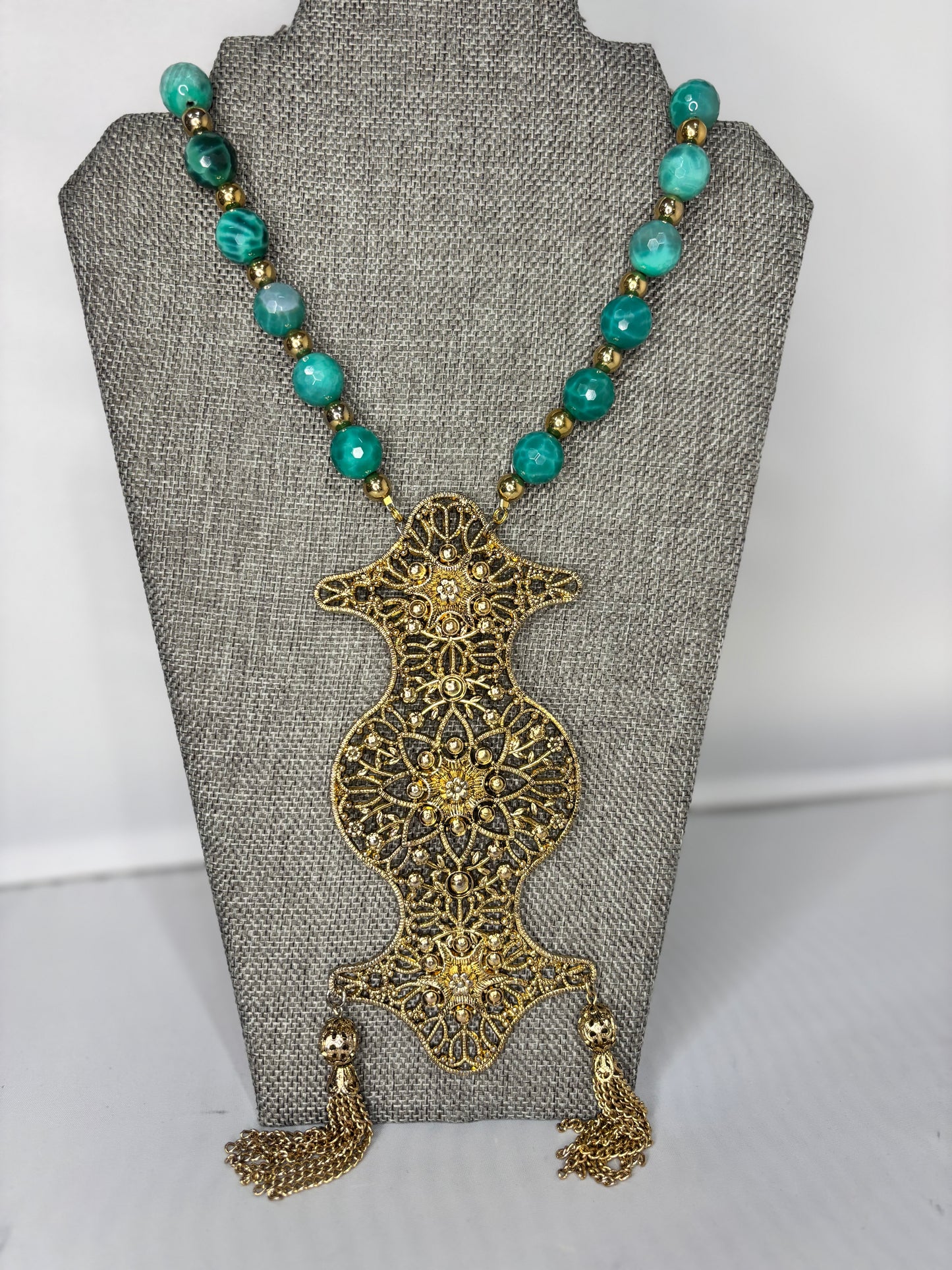 MADE- Agate Necklace