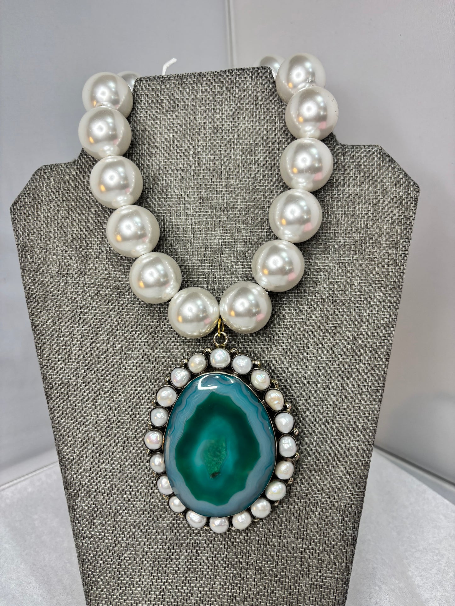MADE- Agate & Pearl Necklace
