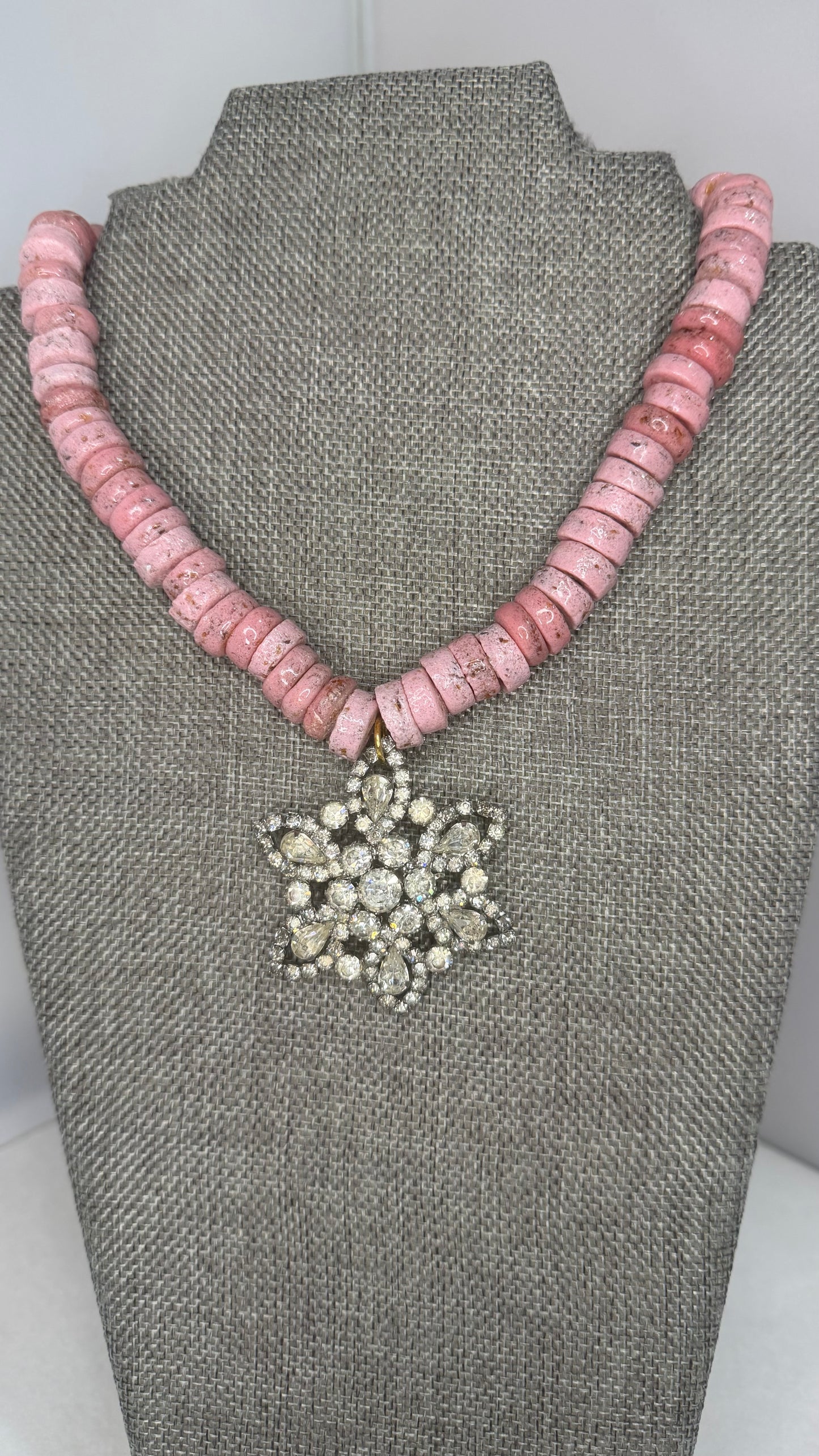 Made- 1950s Weiss brooch necklace