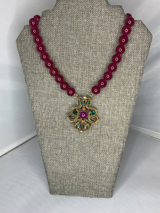 Made 1950s brooch necklace