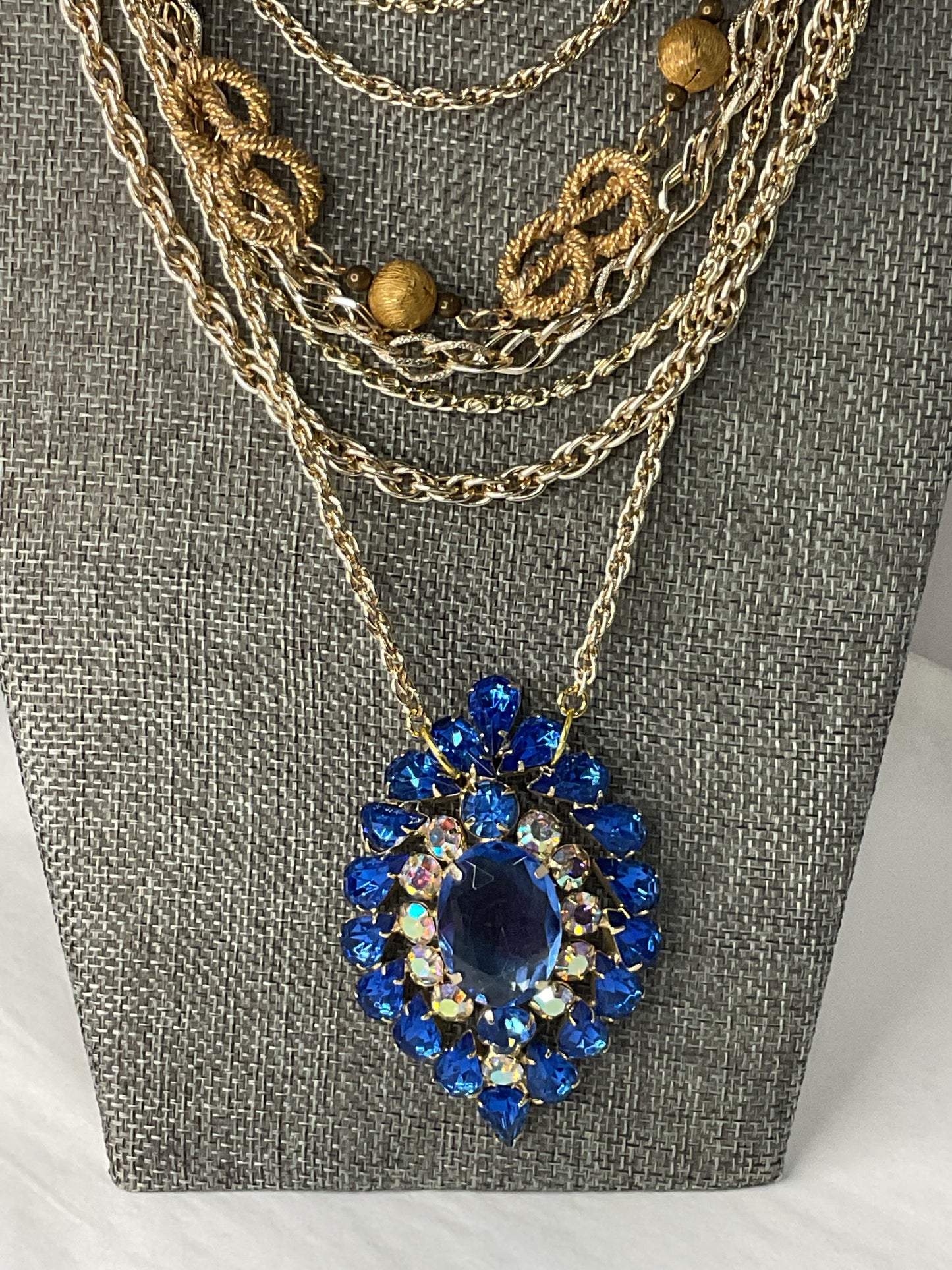 Made art necklace