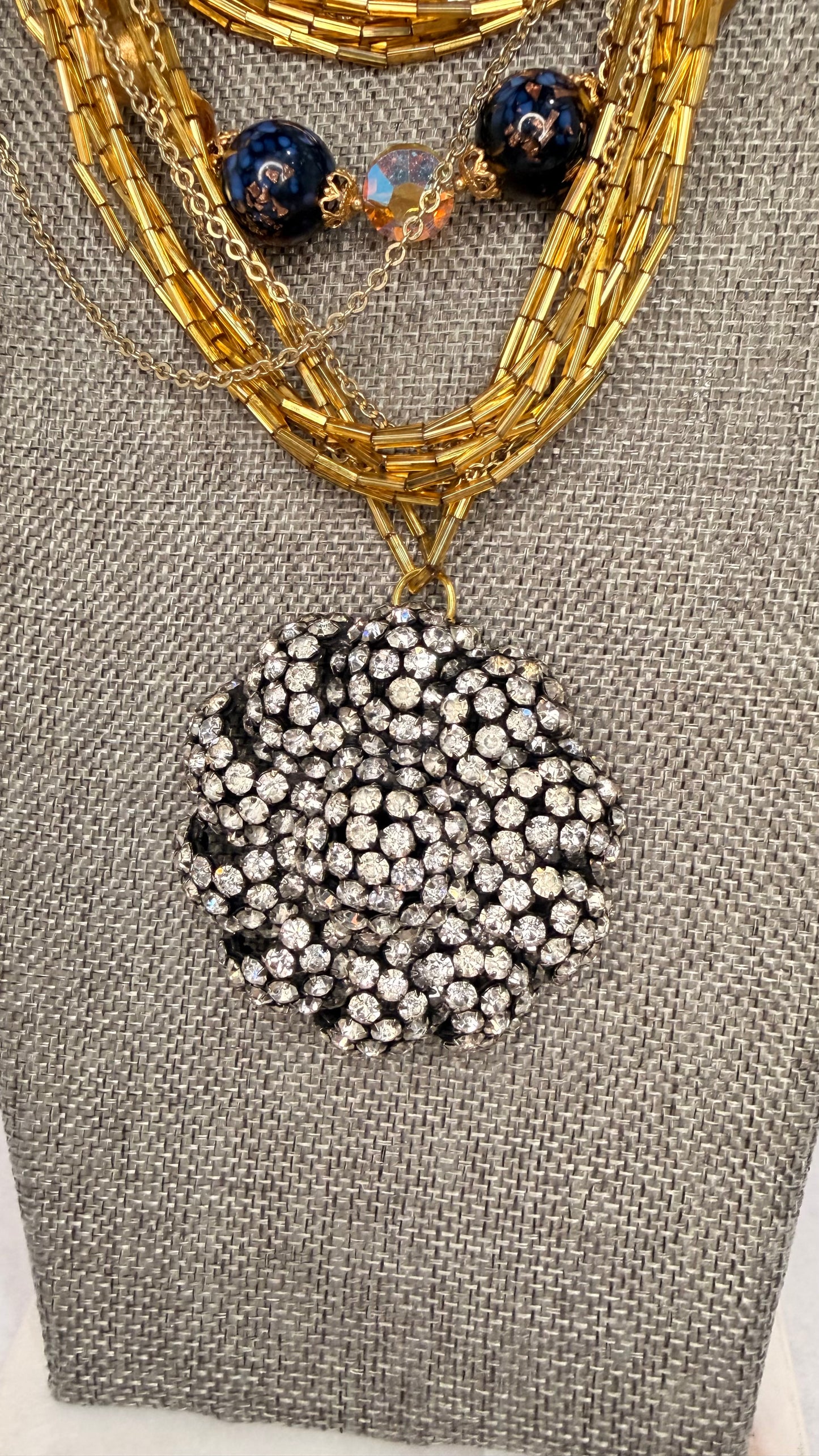 Made 1950s brooch necklace