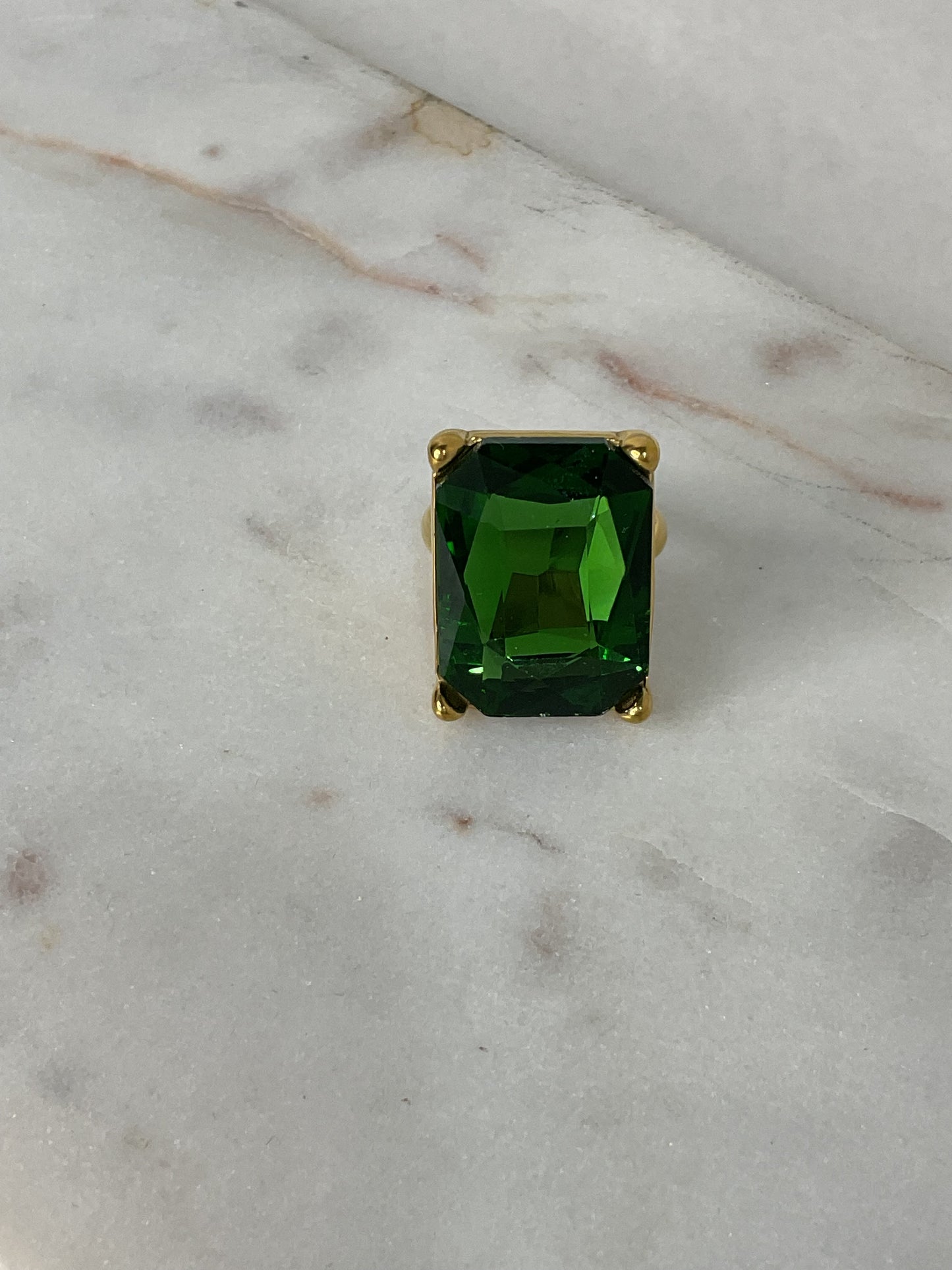 Ella Ring size 7