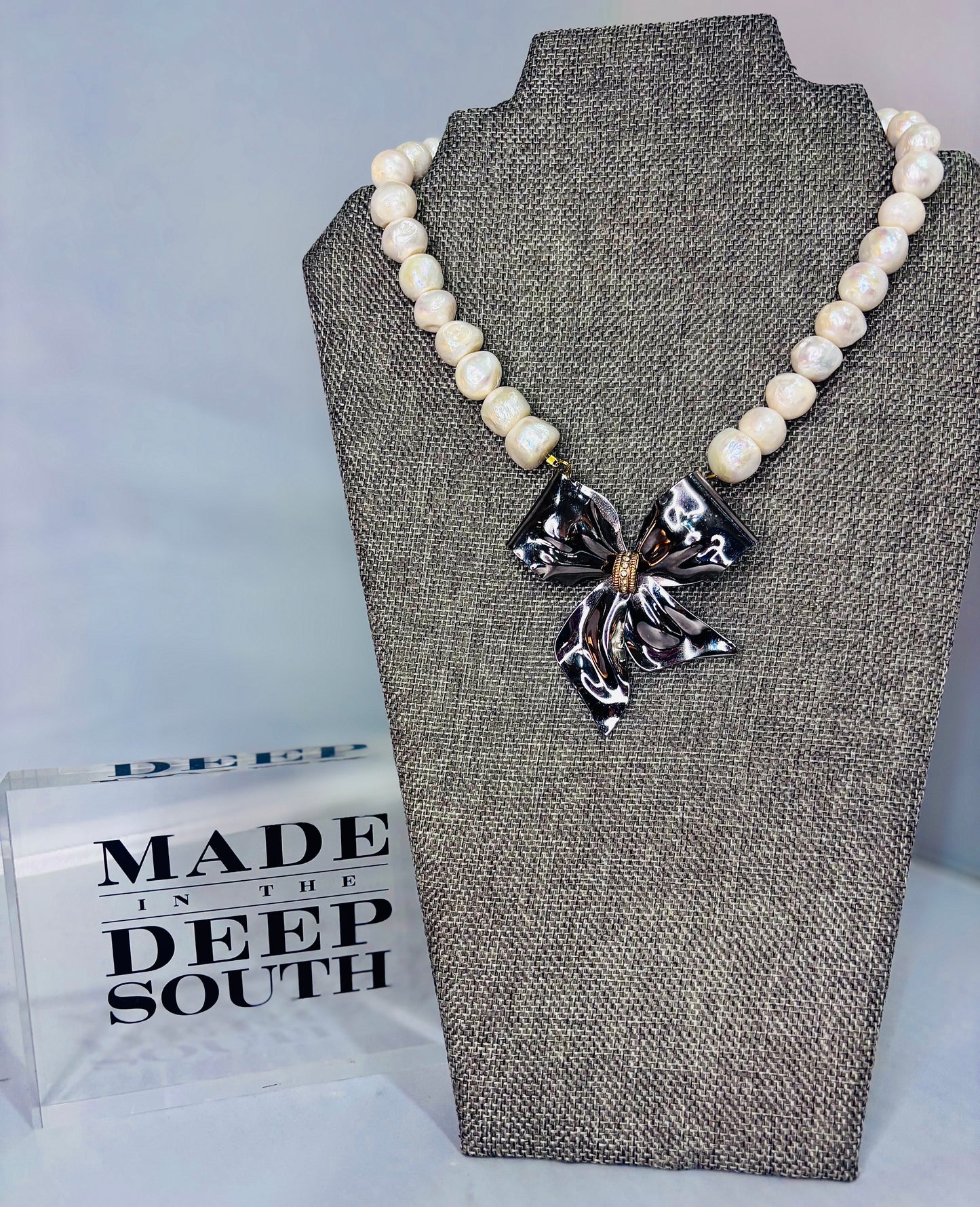 MADE-Bow and Baroque Pearl Necklace