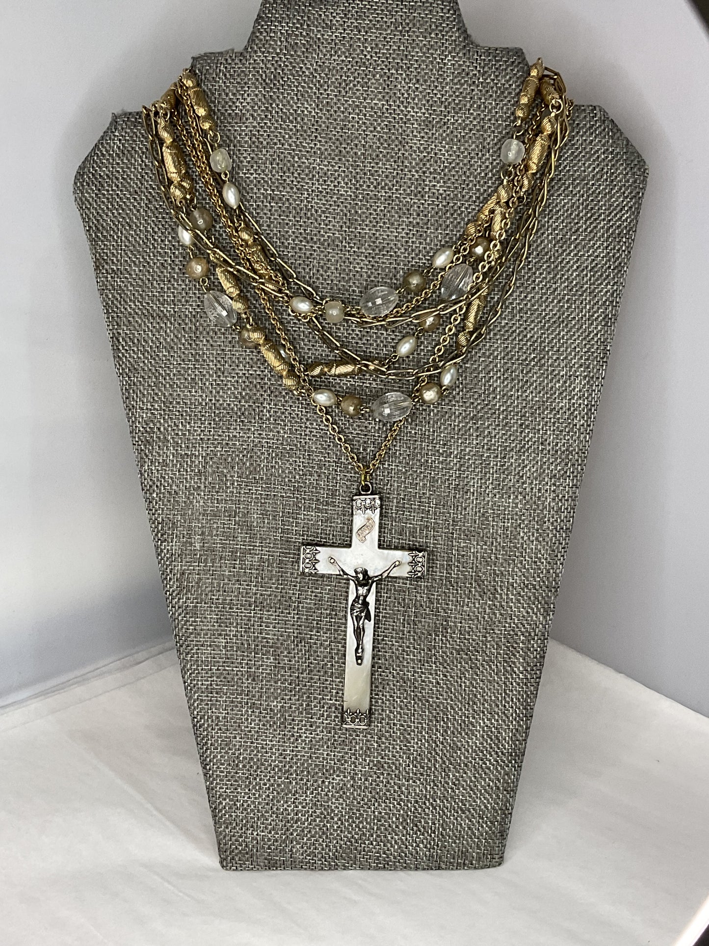 Made mother of pearl cross necklace
