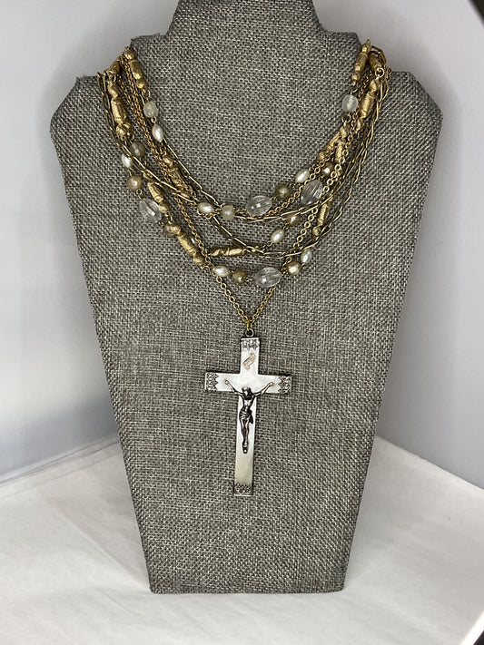Made mother of pearl cross necklace