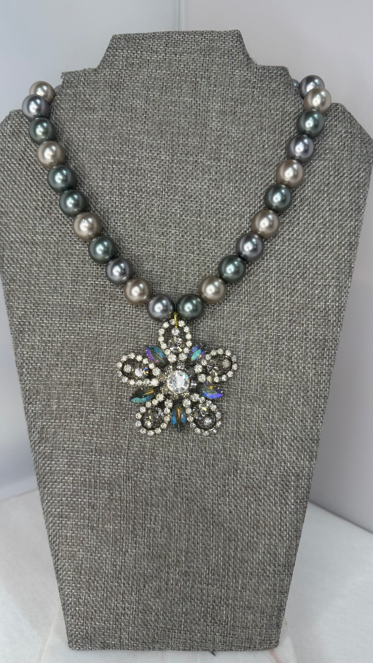 Made- 1950s brooch/cultured pearls